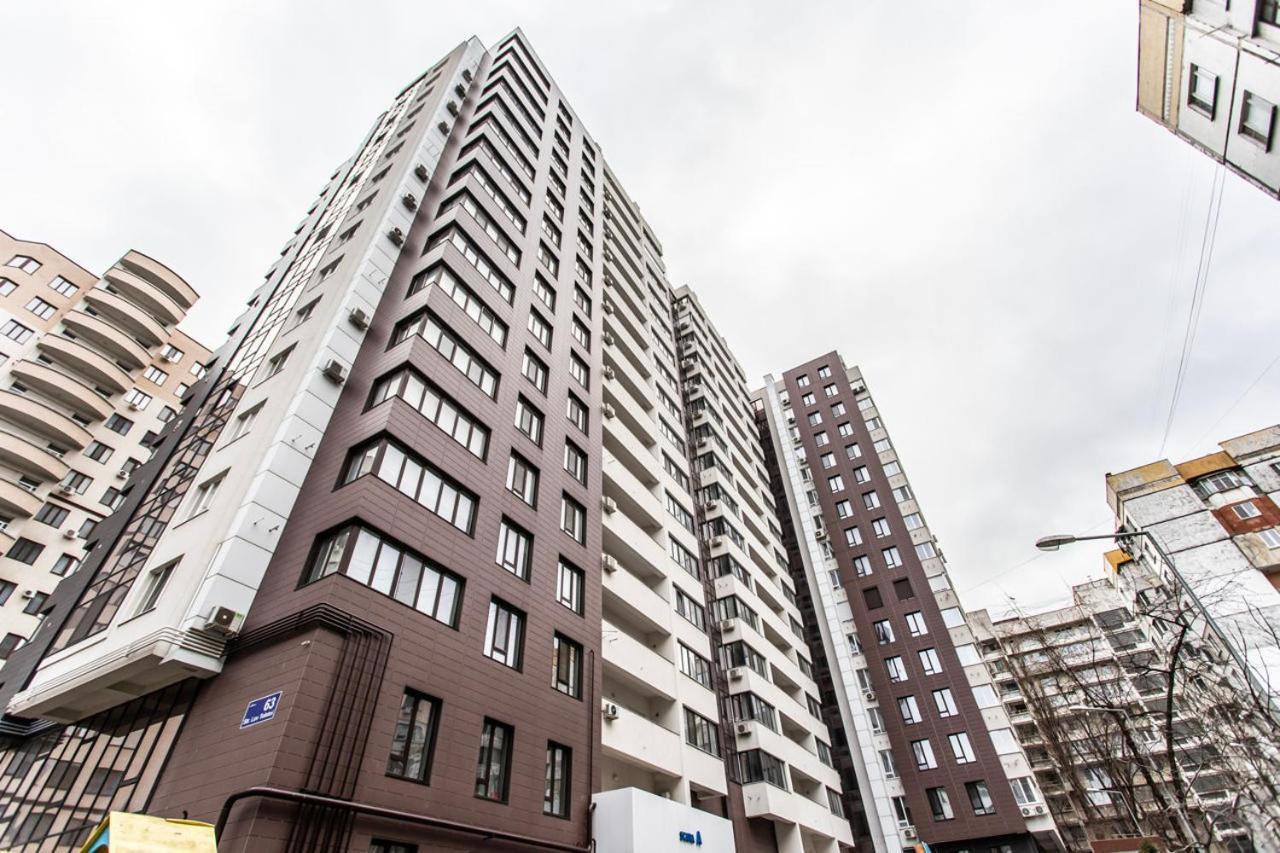 Sky House Premium Apartment In City Center Kisinyov Kültér fotó